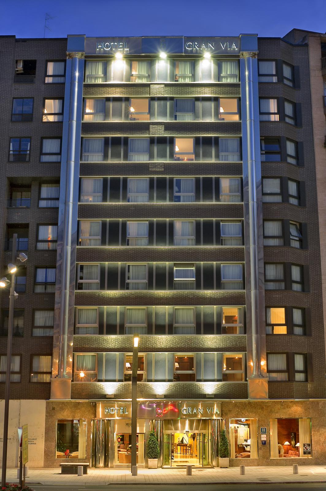 לוגרוניו Hotel Gran Via מראה חיצוני תמונה