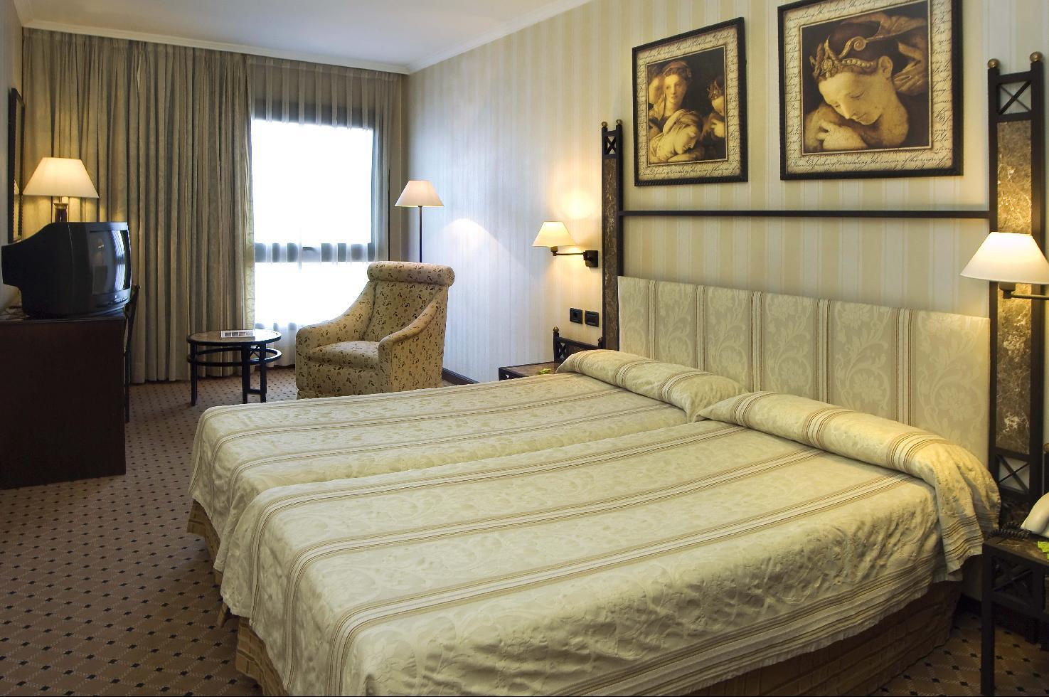 לוגרוניו Hotel Gran Via מראה חיצוני תמונה