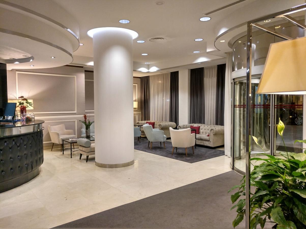 לוגרוניו Hotel Gran Via מראה חיצוני תמונה